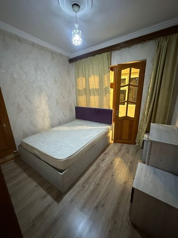 Satılır 2 otaqlı köhnə tikili, 37 m², Xalqlar dostluğu m.-3