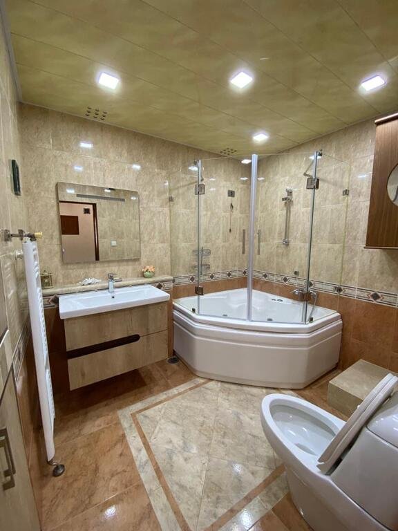 Satılır 5 otaqlı köhnə tikili, 130 m², Nəriman Nərimanov m.-13
