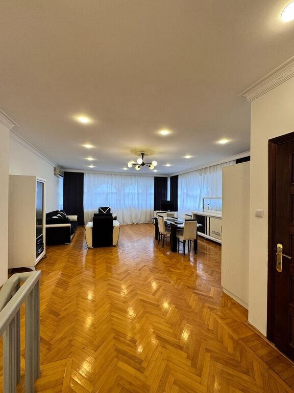 Satılır 4 otaqlı yeni tikili, 134.9 m², 28 May m.-5