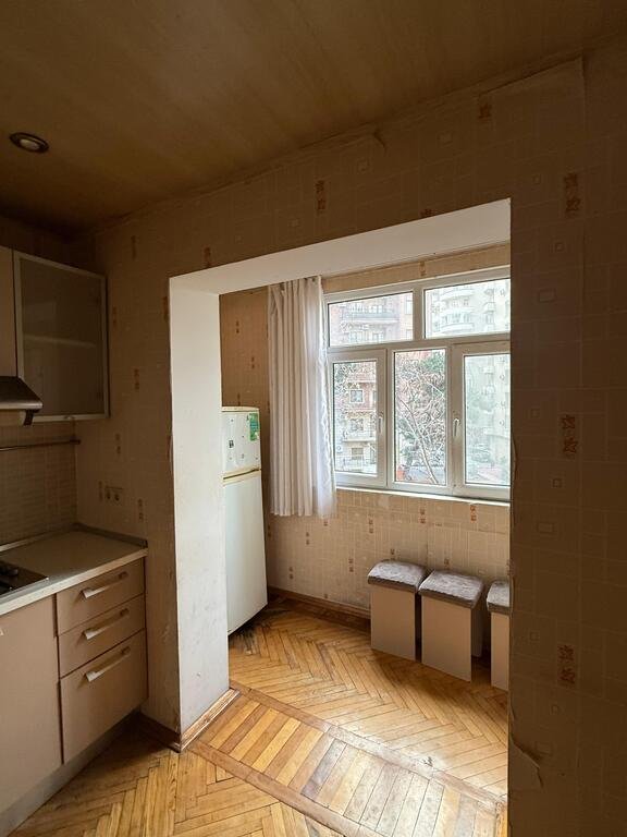 Satılır 2 otaqlı köhnə tikili, 65 m², Gənclik m.-4