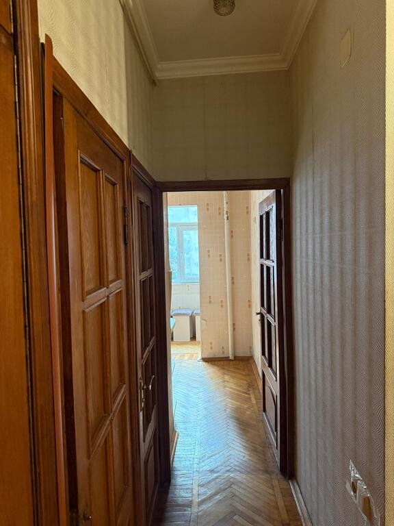 Satılır 2 otaqlı köhnə tikili, 65 m², Gənclik m.-7