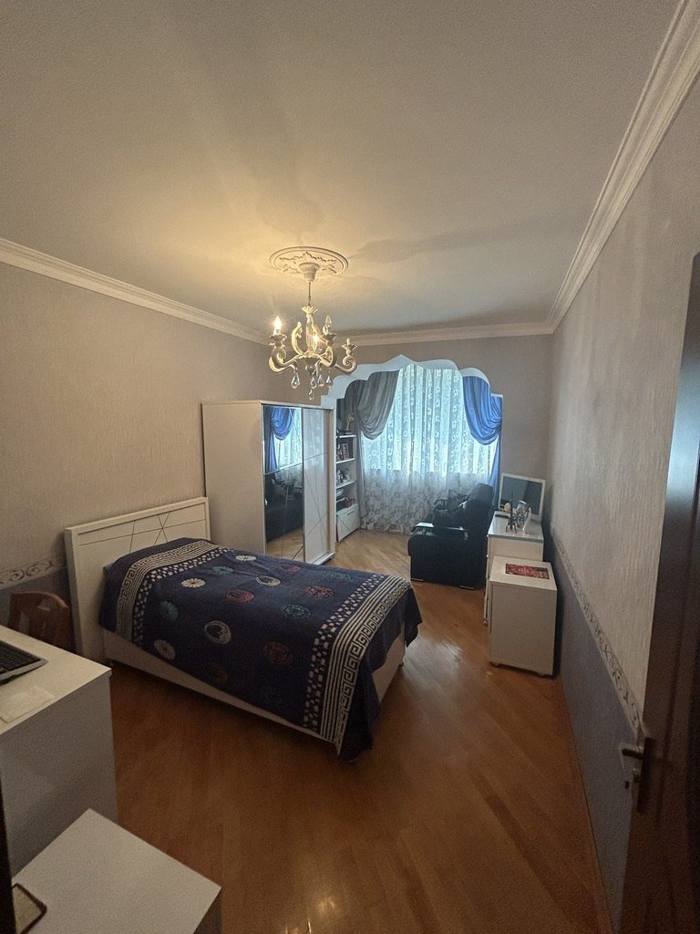 Satılır 4 otaqlı köhnə tikili, 100 m², Sumqayıt-4