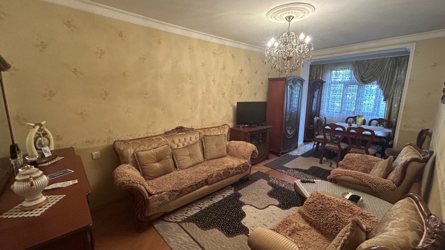 Satılır 4 otaqlı köhnə tikili, 100 m², Sumqayıt-7
