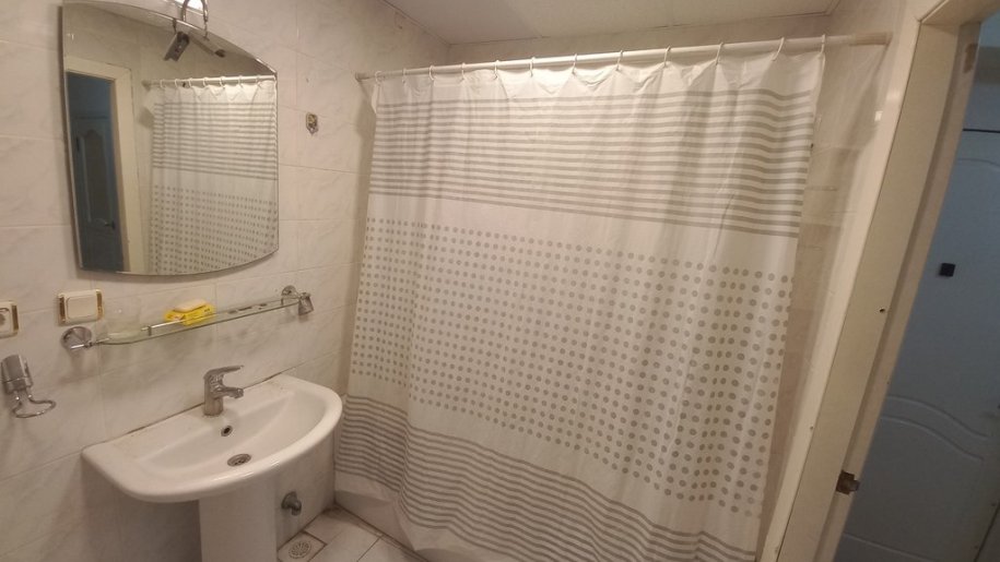 Satılır 2 otaqlı köhnə tikili, 60 m², Elmlər Akademiyası m.-8