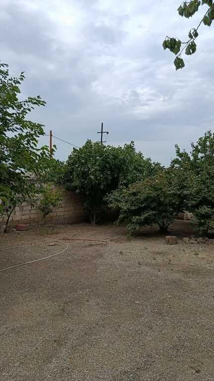 1300 m<sup>2</sup> obyekt satılır, Siyəzən-2