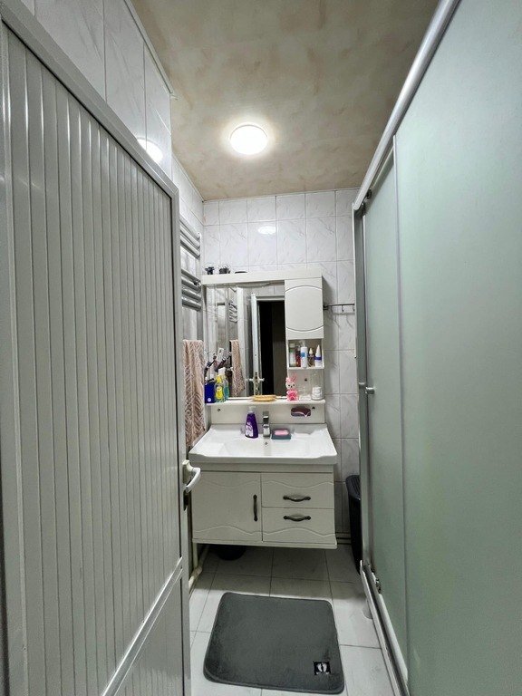 Satılır 4 otaqlı köhnə tikili, 100 m², Xalqlar dostluğu m.-9