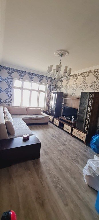 Satılır 2 otaqlı köhnə tikili, 68 m², Köhnə Günəşli-1