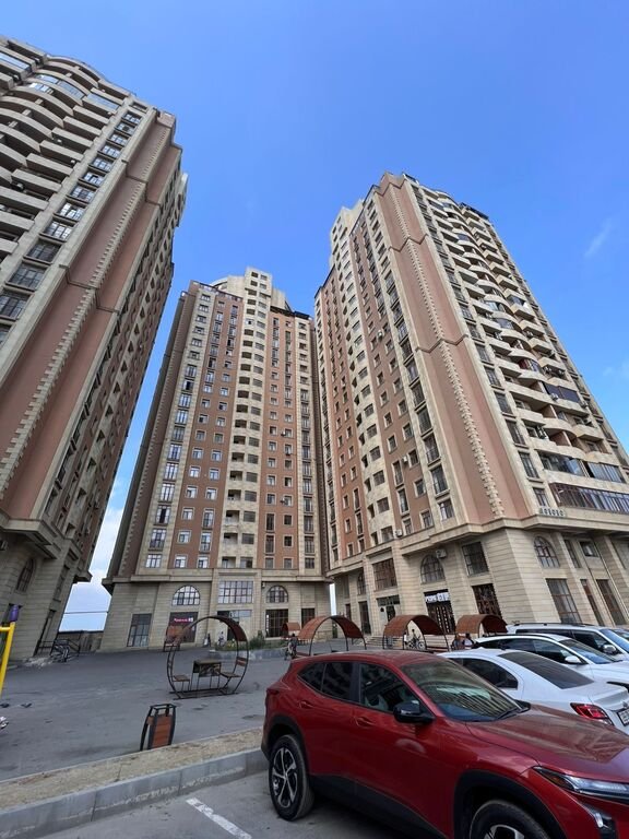 Satılır 3 otaqlı yeni tikili, 117 m², 20 Yanvar m.-2