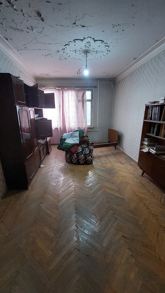 Satılır 4 otaqlı köhnə tikili, 100 m², Azadlıq Prospekti m.-10