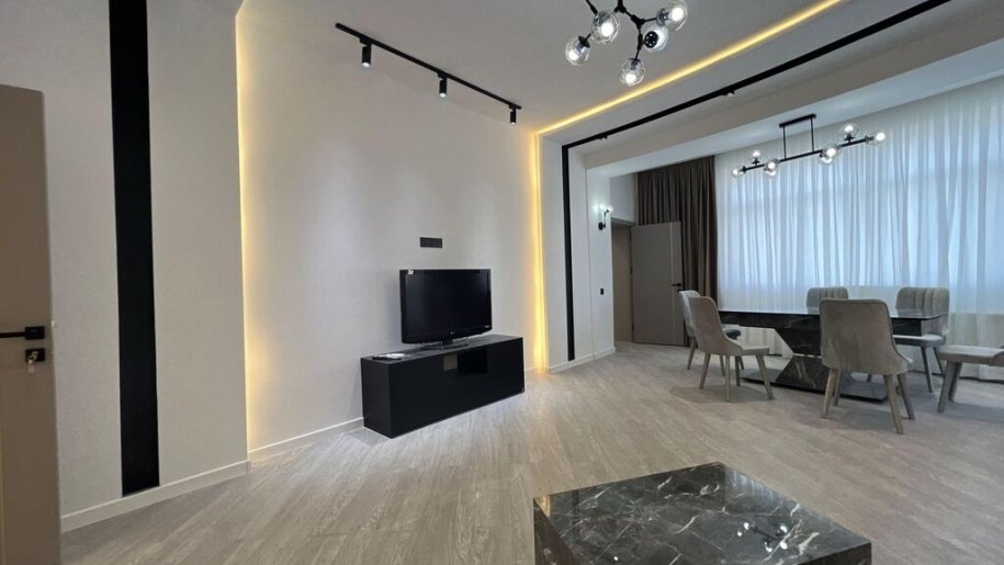 Kirayə verilir 3 otaqlı yeni tikili, 130 m², Nərimanov-2