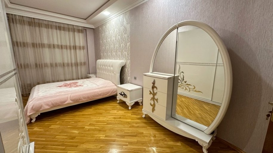 Kirayə verilir 3 otaqlı yeni tikili, 160 m², Memar Əcəmi m.-6