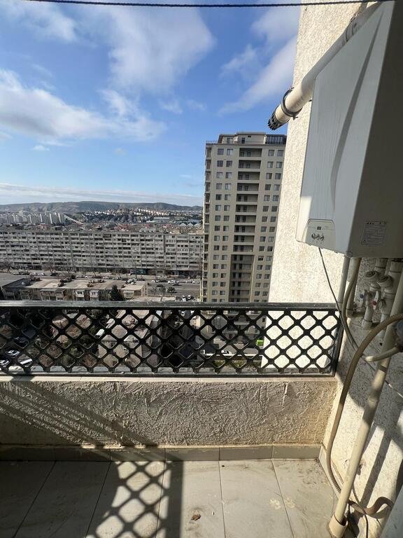 Kirayə verilir 3 otaqlı yeni tikili, 90 m², İnşaatçılar m.-7