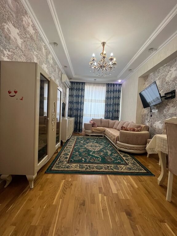 Kirayə verilir 3 otaqlı yeni tikili, 90 m², İnşaatçılar m.-13
