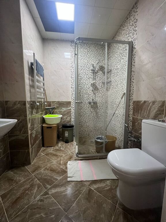 Kirayə verilir 3 otaqlı yeni tikili, 90 m², İnşaatçılar m.-23