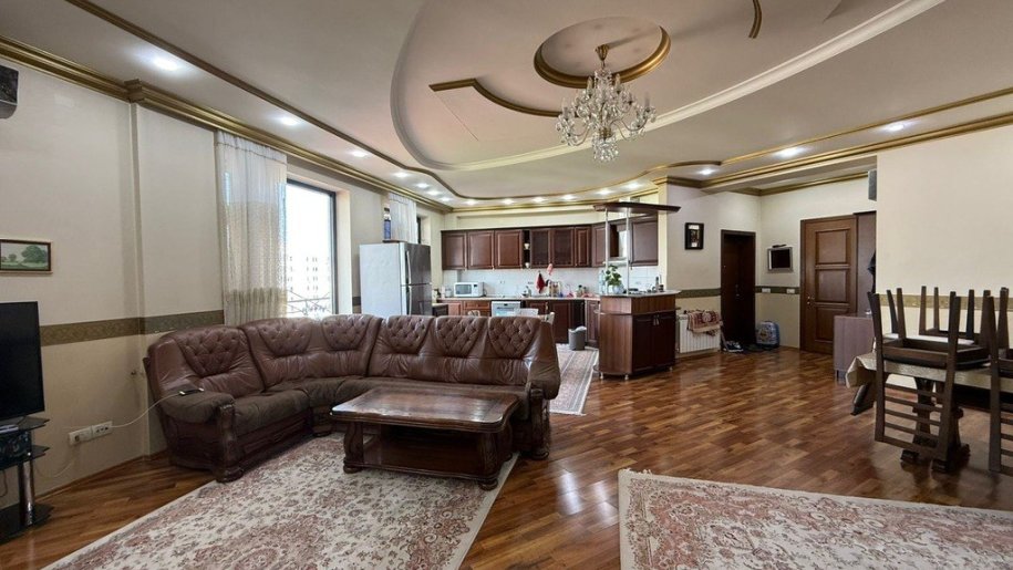 Satılır 3 otaqlı yeni tikili, 160 m², Gənclik m.-3