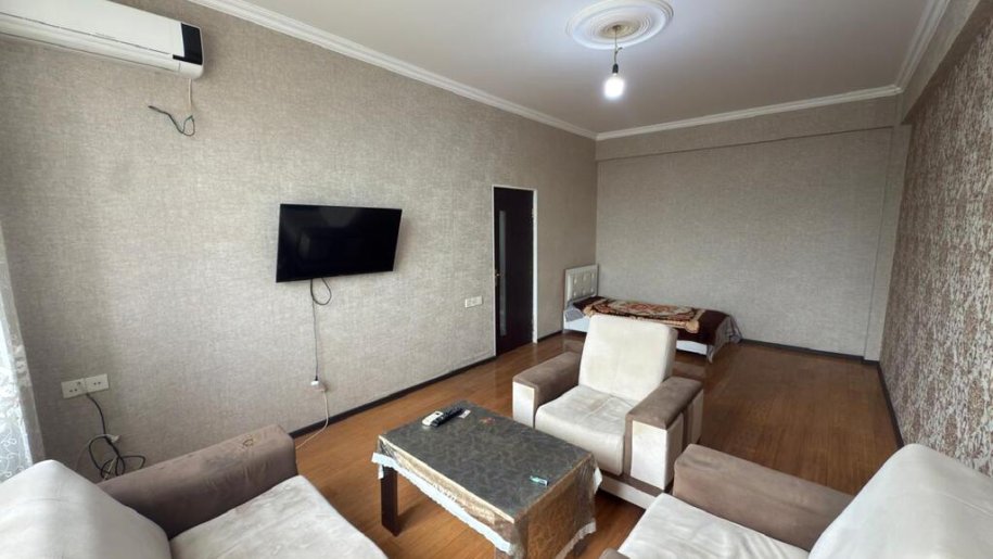 Satılır 2 otaqlı yeni tikili, 65 m², Massiv D-1