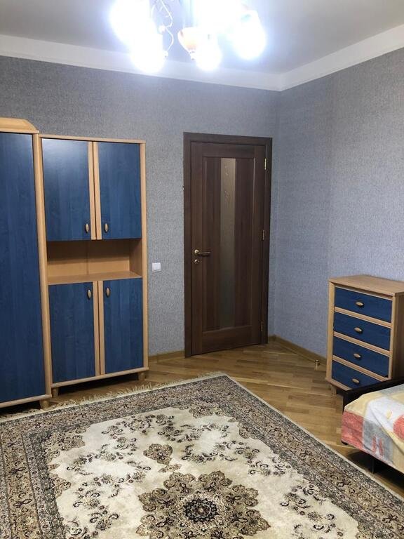 Kirayə verilir 3 otaqlı köhnə tikili, 85 m², Elmlər Akademiyası m.-5