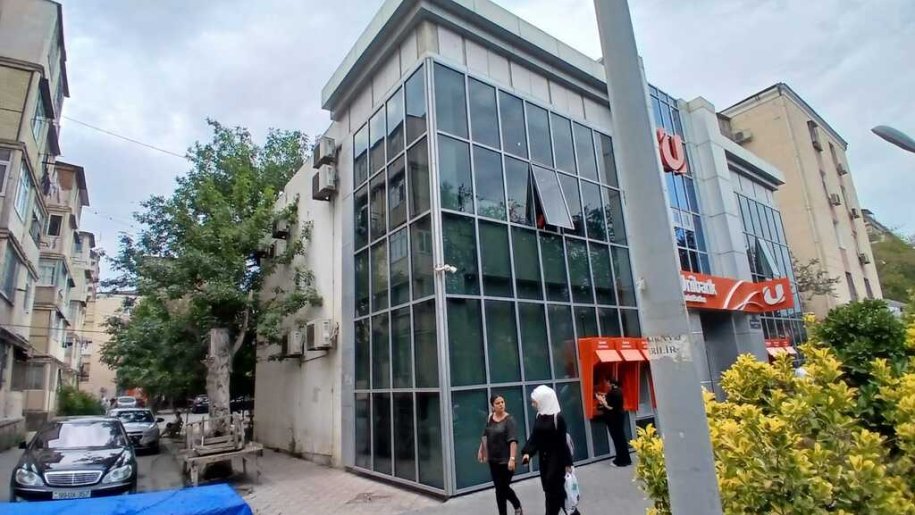 75 kv.m. obyekt icarəyə verilir, Neftçilər m.-2