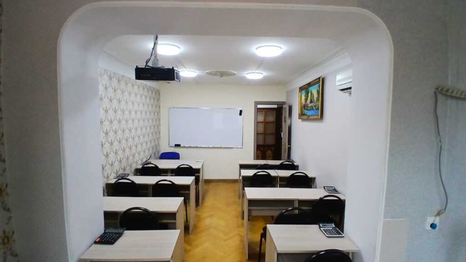 75 kv.m. obyekt icarəyə verilir, Neftçilər m.-8
