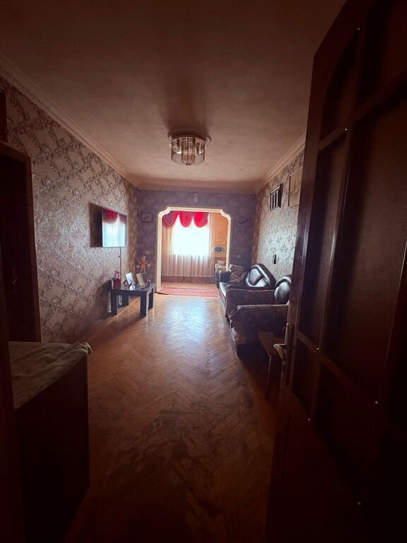 Satılır 4 otaqlı köhnə tikili, 105 m², Nizami m.-2