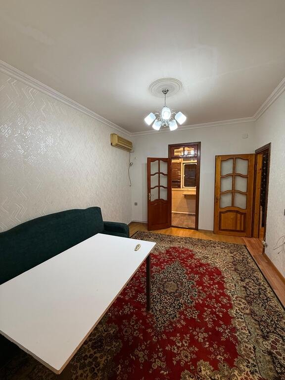 Satılır 2 otaqlı köhnə tikili, 50 m², 20 Yanvar m.-2