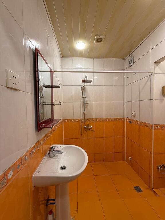 Satılır 2 otaqlı köhnə tikili, 50 m², 20 Yanvar m.-10