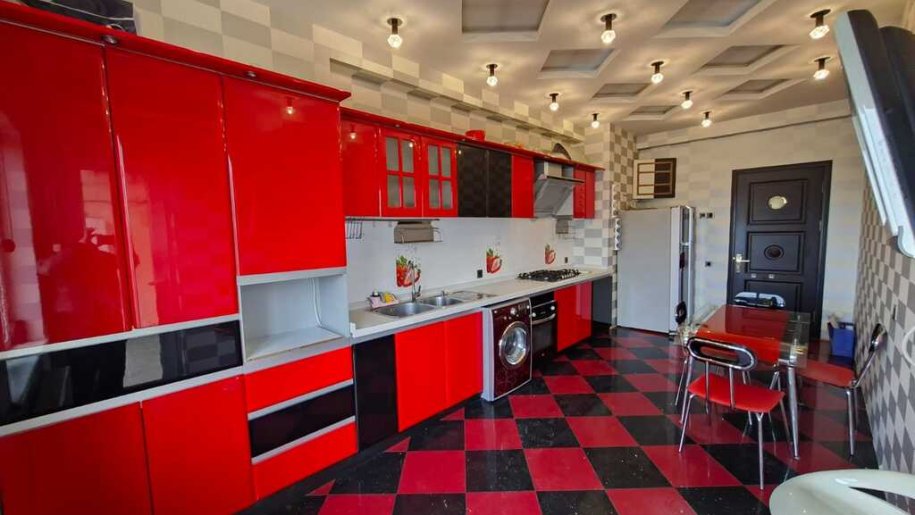 Satılır 4 otaqlı yeni tikili, 180 m², Gənclik m.-8