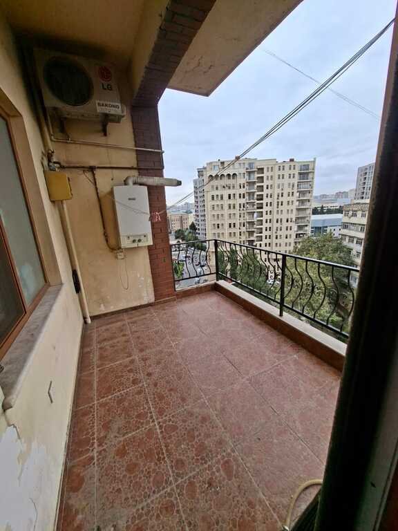 Satılır 4 otaqlı yeni tikili, 180 m², Gənclik m.-10