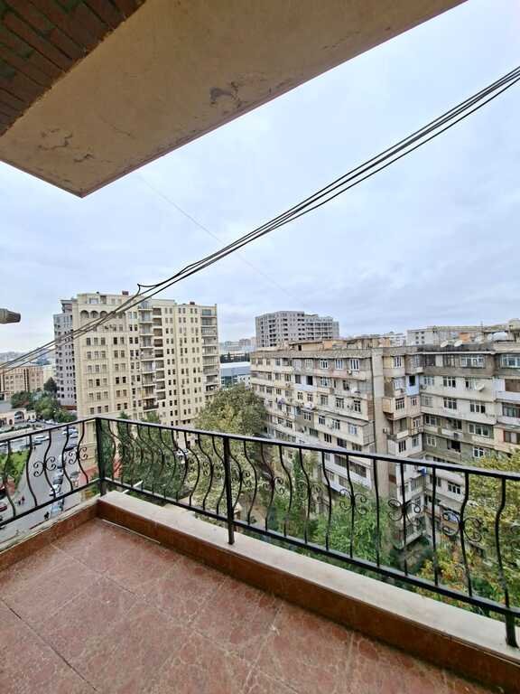 Satılır 4 otaqlı yeni tikili, 180 m², Gənclik m.-11