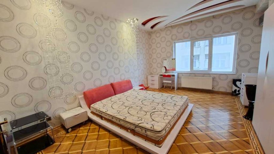 Satılır 4 otaqlı yeni tikili, 180 m², Gənclik m.-13