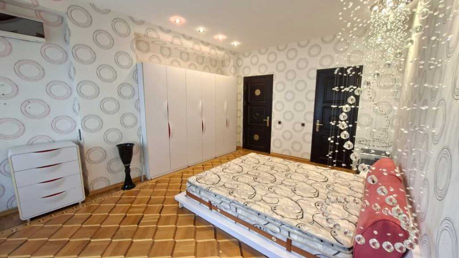 Satılır 4 otaqlı yeni tikili, 180 m², Gənclik m.-14