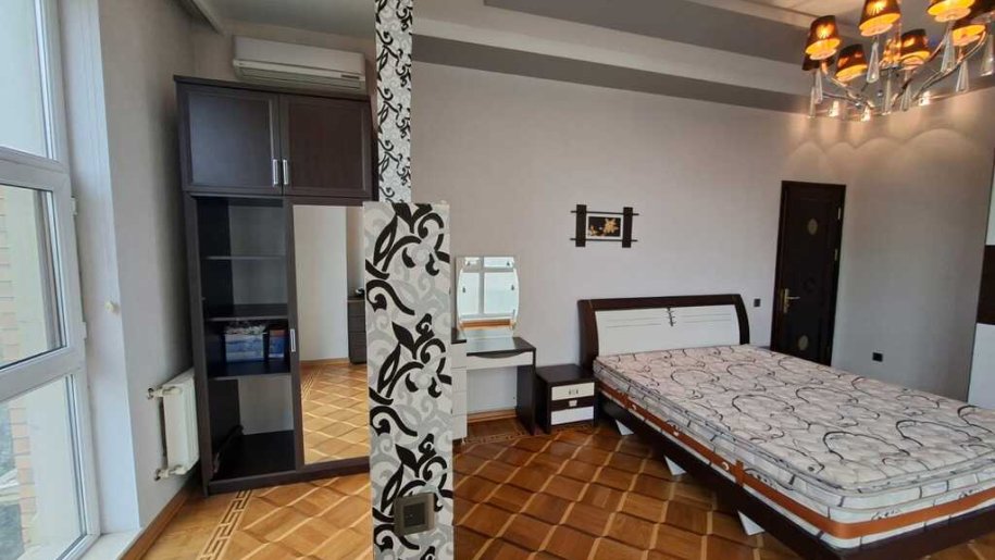 Satılır 4 otaqlı yeni tikili, 180 m², Gənclik m.-20