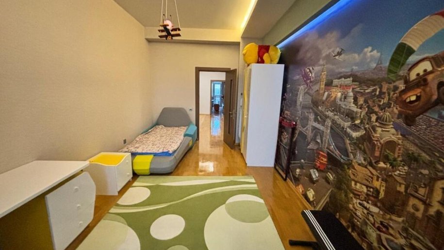 Kirayə verilir 3 otaqlı yeni tikili, 136 m², Gənclik m.-4
