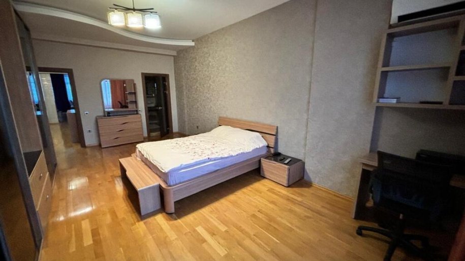 Kirayə verilir 3 otaqlı yeni tikili, 136 m², Gənclik m.-11