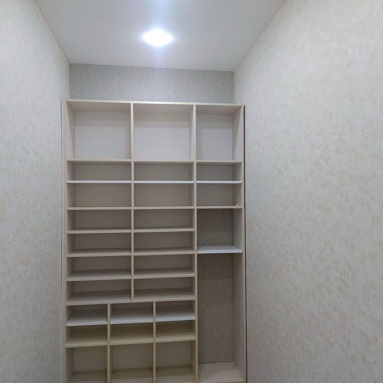 Kirayə verilir 3 otaqlı yeni tikili, 140 m², Elmlər Akademiyası m.-1