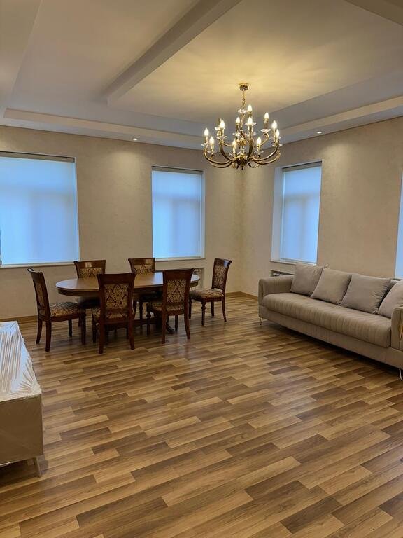 Kirayə verilir 3 otaqlı yeni tikili, 140 m², Elmlər Akademiyası m.-17