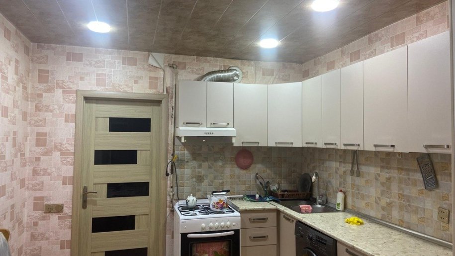 Satılır 2 otaqlı köhnə tikili, 70 m², Azadlıq Prospekti m.-11