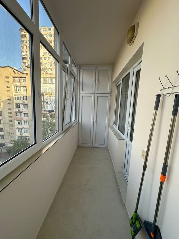 Satılır 4 otaqlı köhnə tikili, 100 m², Memar Əcəmi m.-11