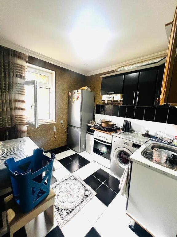 Satılır 3 otaqlı köhnə tikili, 66 m², Bakıxanov (Razin)-3