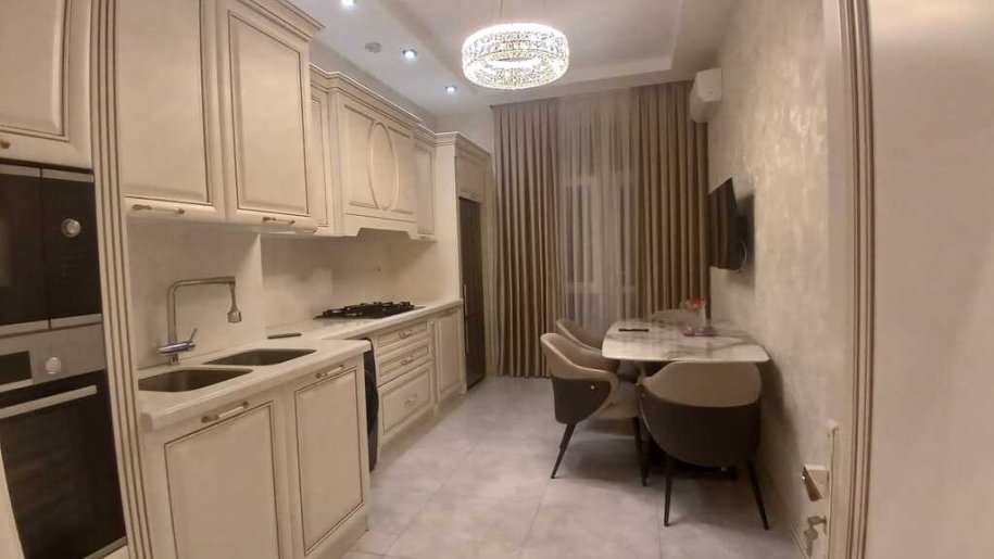 Satılır 3 otaqlı yeni tikili, 146 m², 28 May m.-17