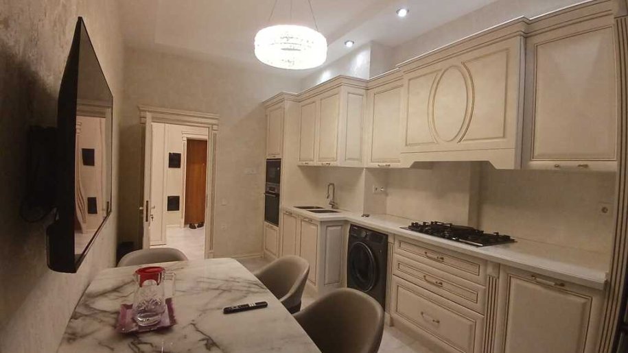 Satılır 3 otaqlı yeni tikili, 146 m², 28 May m.-18