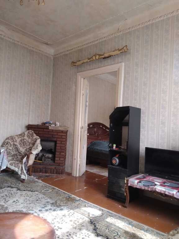 Satılır 3 otaqlı köhnə tikili, 71 m², 28 May m.-8