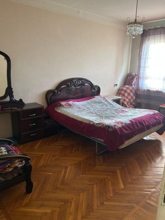 Satılır 3 otaqlı köhnə tikili, 85 m², Azadlıq Prospekti m.-4
