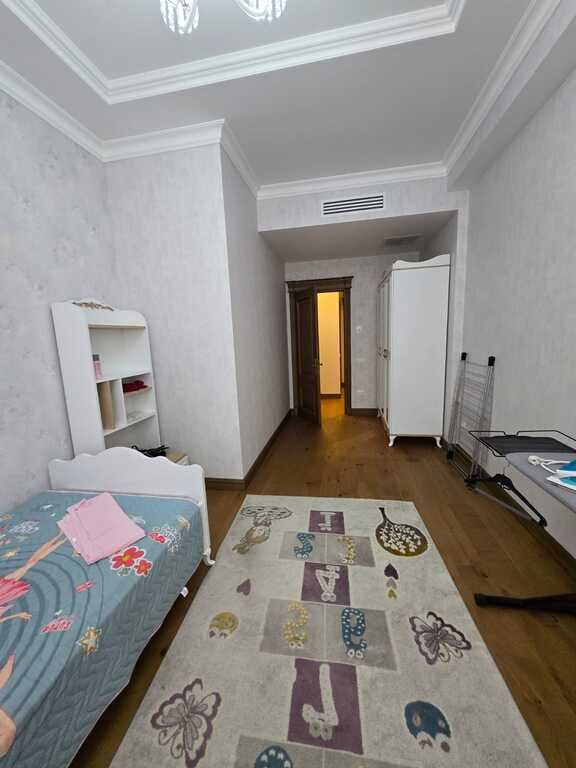 Satılır 5 otaqlı yeni tikili, 270 m², Gənclik m.-12