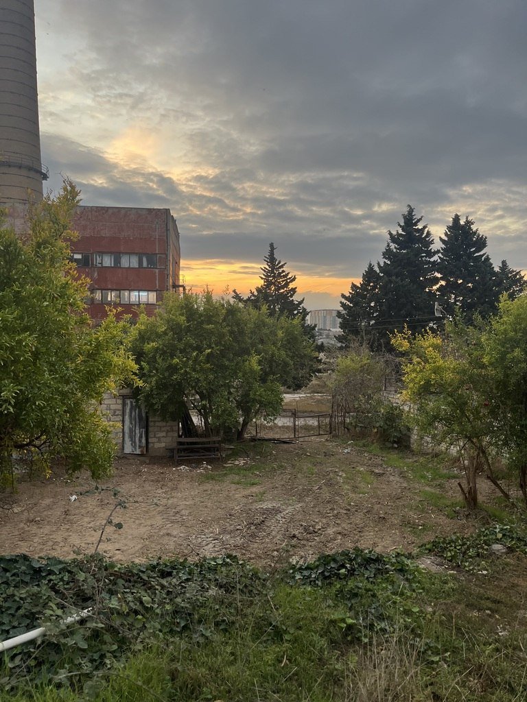 4 sot torpaq satılır, Suraxanı-3