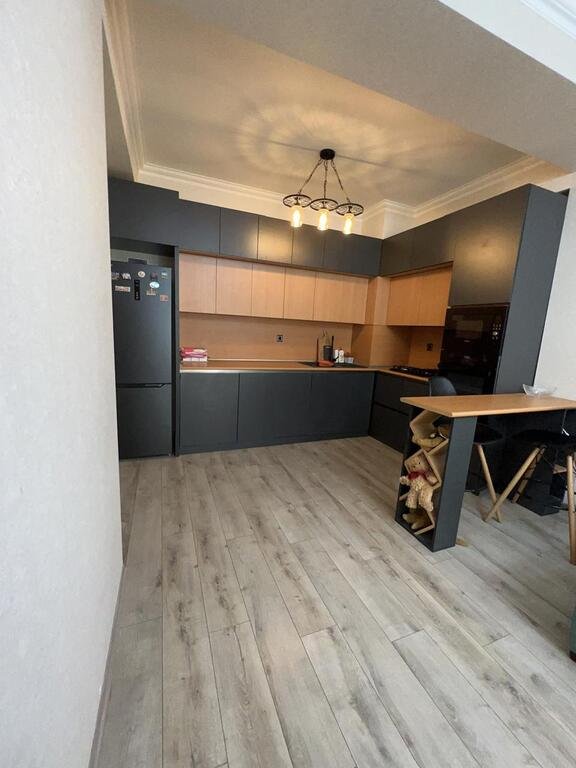 Kirayə verilir 3 otaqlı yeni tikili, 85 m², 20 Yanvar m.-4