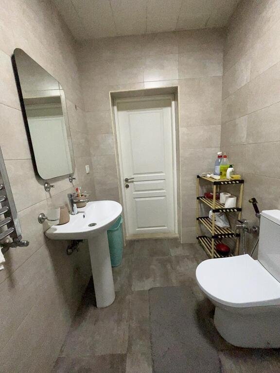 Kirayə verilir 3 otaqlı yeni tikili, 85 m², 20 Yanvar m.-13