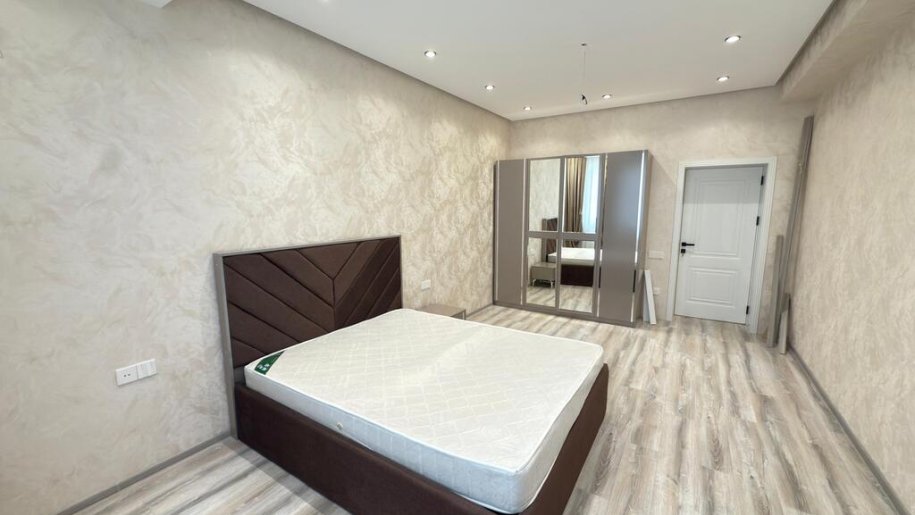 Satılır 2 otaqlı yeni tikili, 80 m², 20 Yanvar m.-10