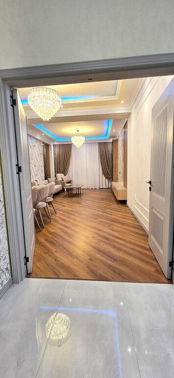 Satılır 3 otaqlı yeni tikili, 145.5 m², 28 May m.-4