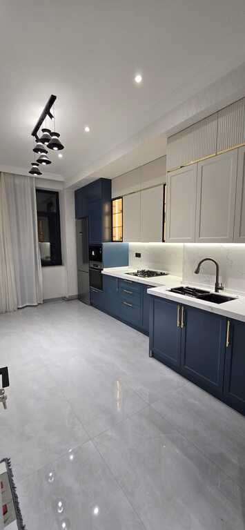 Satılır 3 otaqlı yeni tikili, 145.5 m², 28 May m.-16
